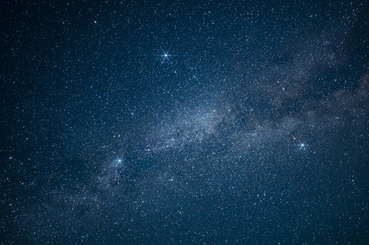 夏の星空を楽しむ!おすすめ観察スポット&トイレ事情【初心者・家族連れ向け】〜星を眺める前に、知っておきたい快適観察ガイド〜