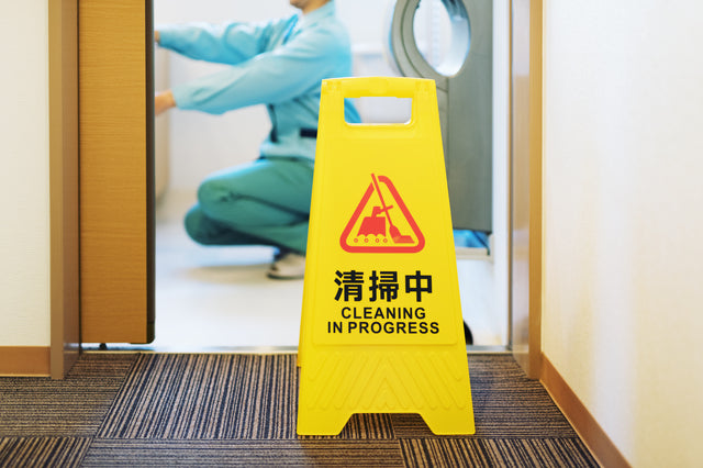 店舗やオフィスの清掃は業者任せ?従業員でもできるトイレ掃除とは